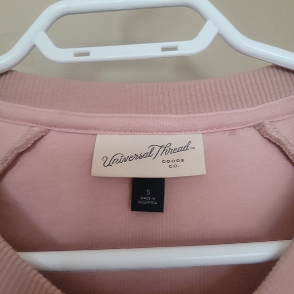 Universal Thread teddy sweatshirt size S - Picture 3 of 3